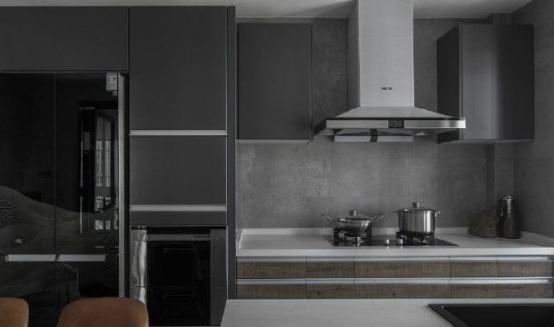 中貿(mào)廣場95平米臺式風(fēng)格裝修設(shè)計效果圖