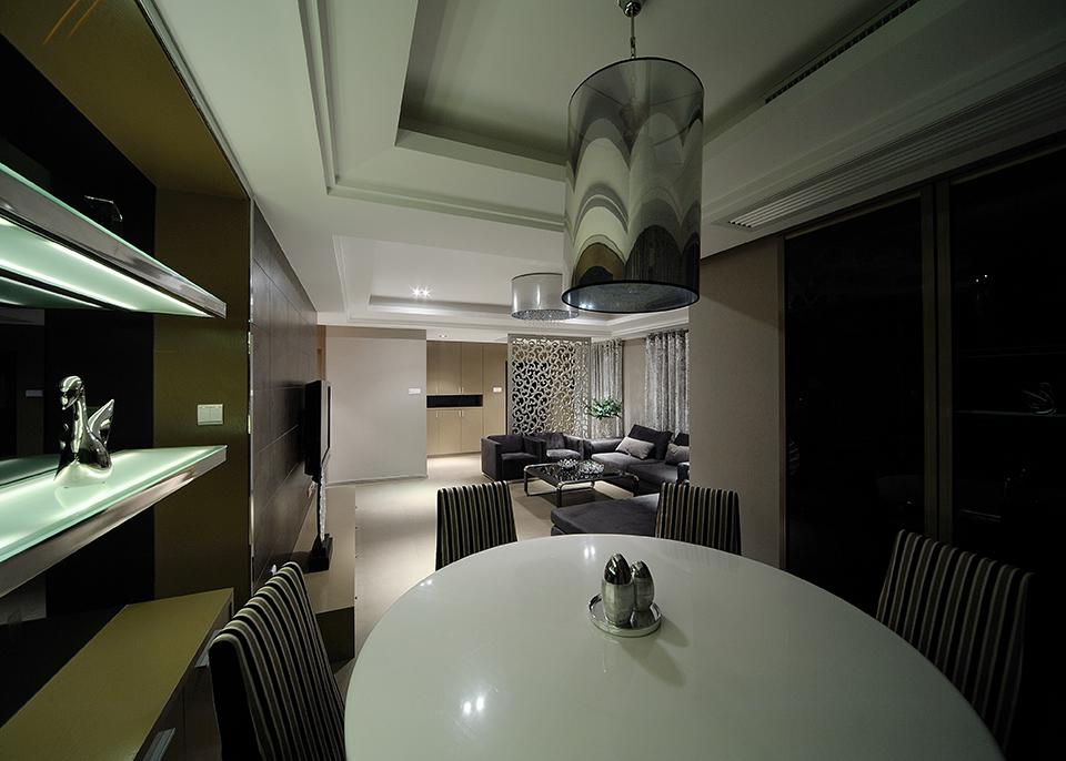 曲江梧桐苑100平米現(xiàn)代風(fēng)格設(shè)計(jì)方案