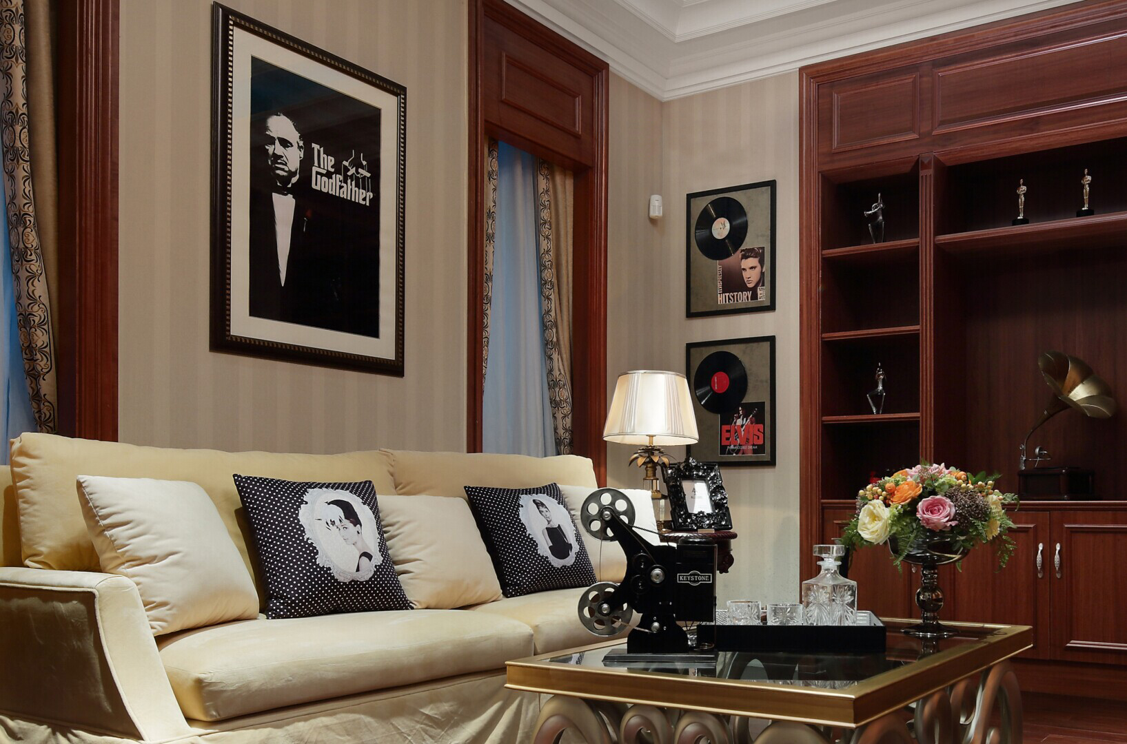 西西安小鎮(zhèn)210平歐式風(fēng)格設(shè)計方案