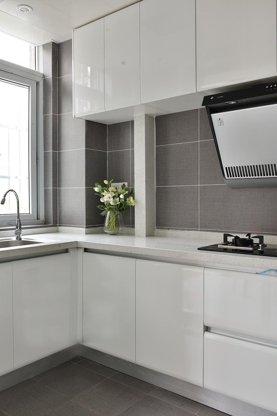 曲江香都148現(xiàn)代簡約