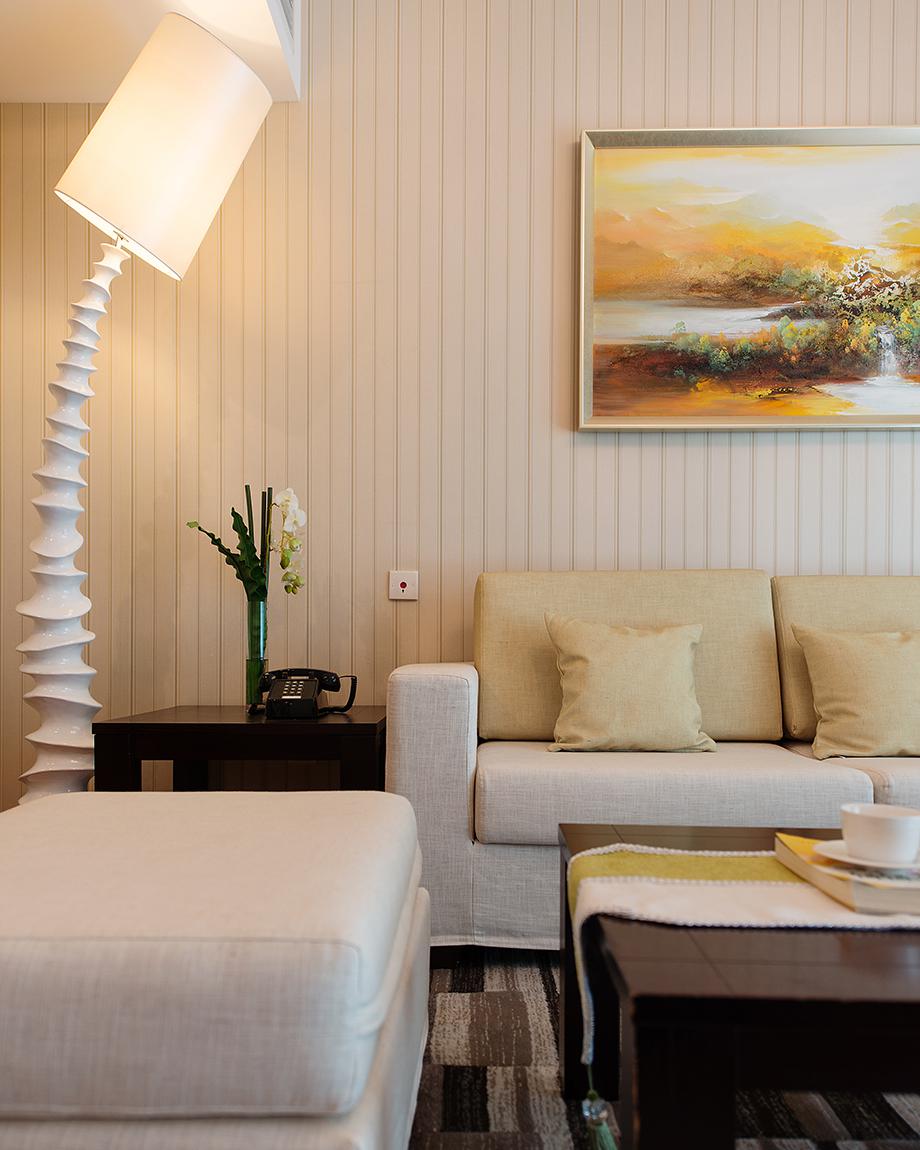 湖城大境180現(xiàn)代簡約