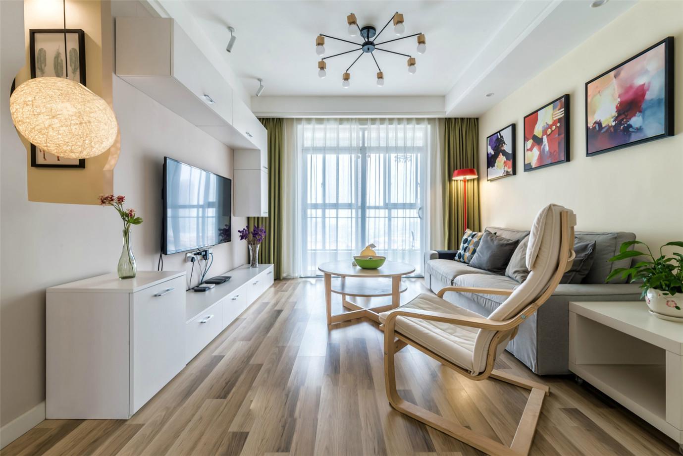 華洲城110平米現(xiàn)代簡約風(fēng)格