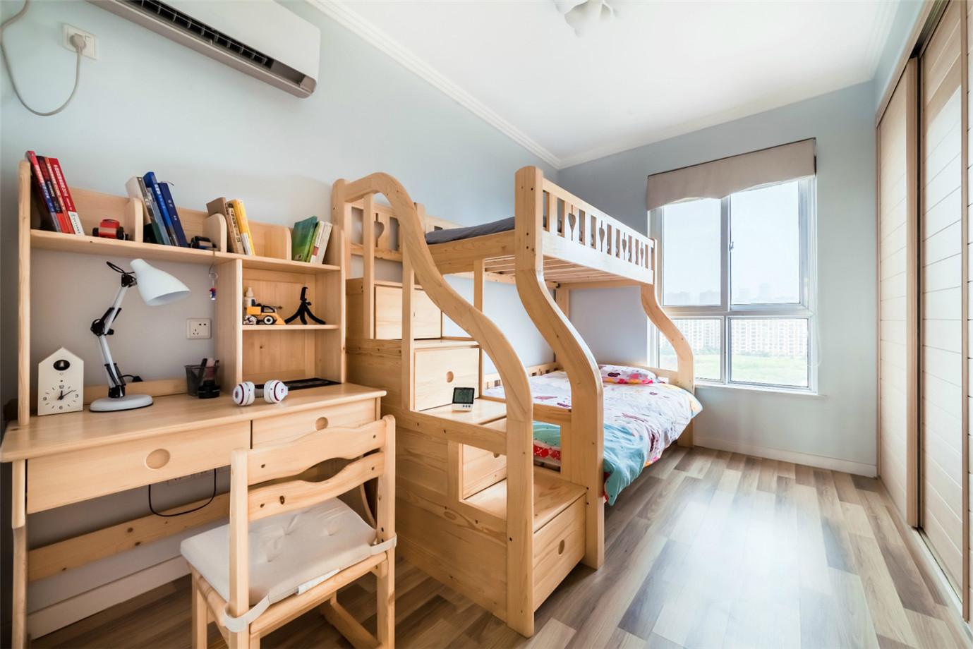 華洲城110平米現(xiàn)代簡約風(fēng)格