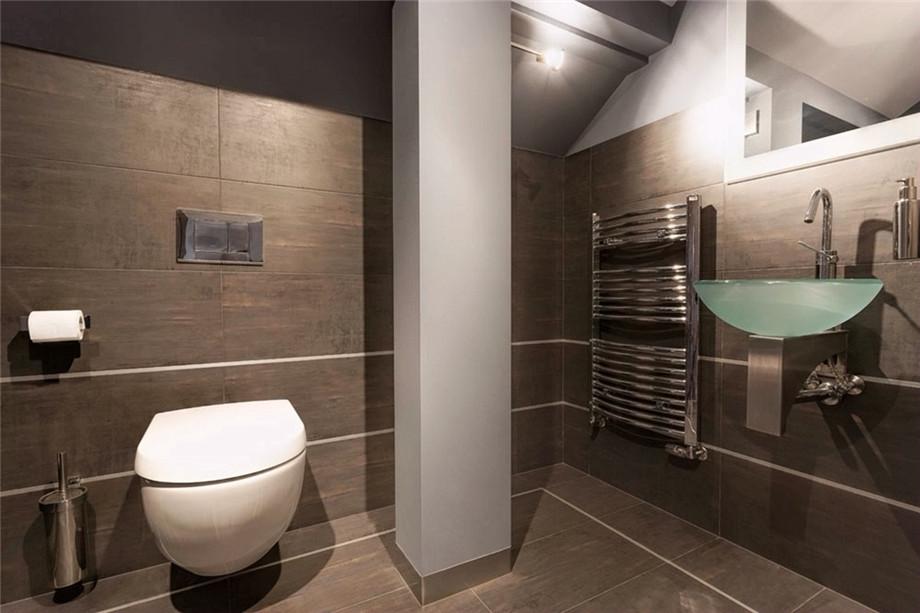 金輝世紀(jì)城148平米現(xiàn)代簡(jiǎn)約設(shè)計(jì)方案