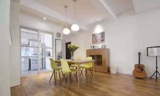 金輝世界城/112/現(xiàn)代簡(jiǎn)約風(fēng)格