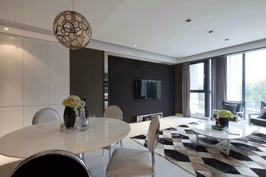 中國鐵建國際城/130平米/現(xiàn)代簡約風(fēng)格裝修