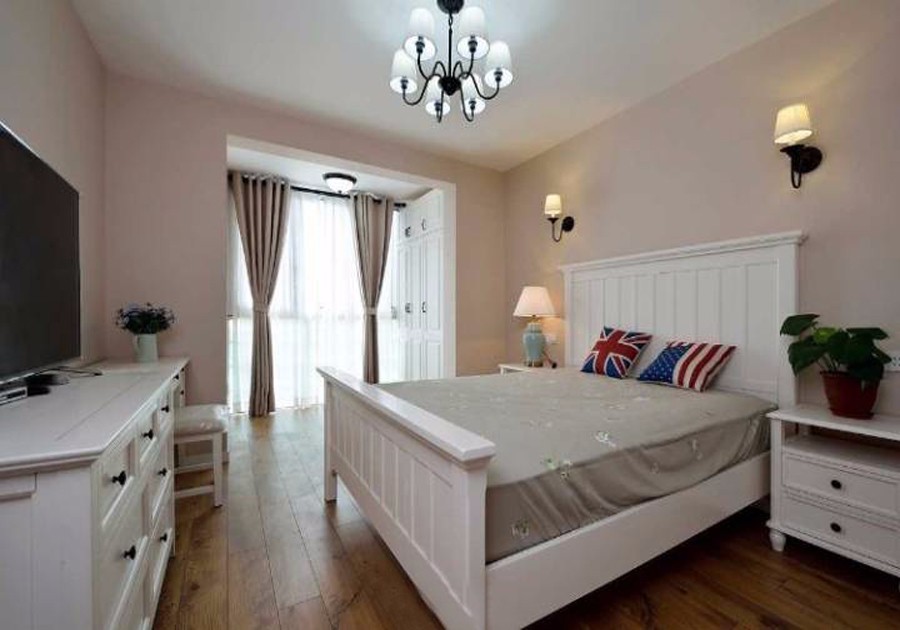 白樺林國(guó)際110平米簡(jiǎn)美風(fēng)格設(shè)計(jì)案例