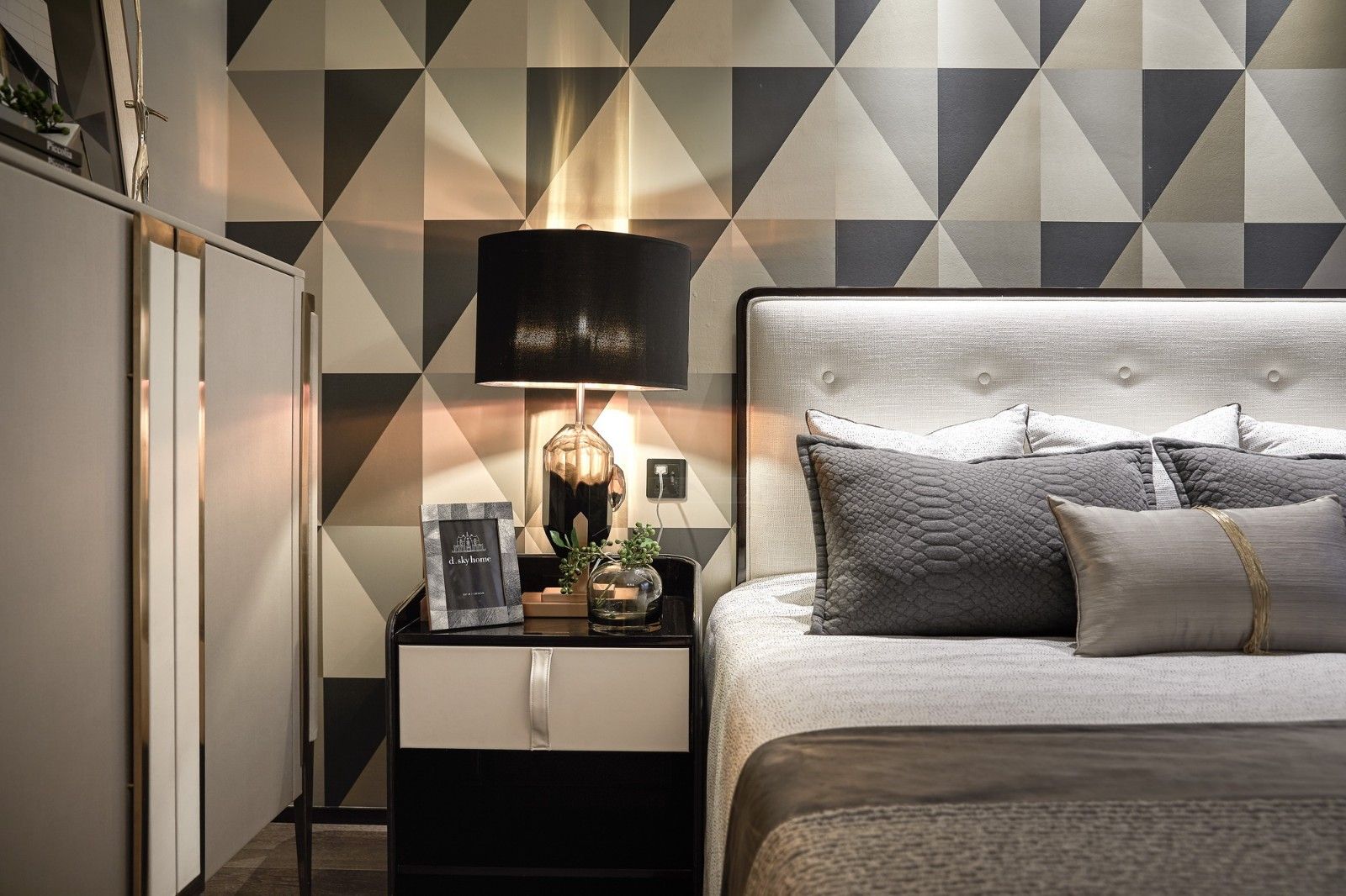 海倫國際小區(qū)140平