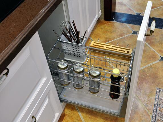 櫥柜拉籃實(shí)用嗎?有無購買的必要